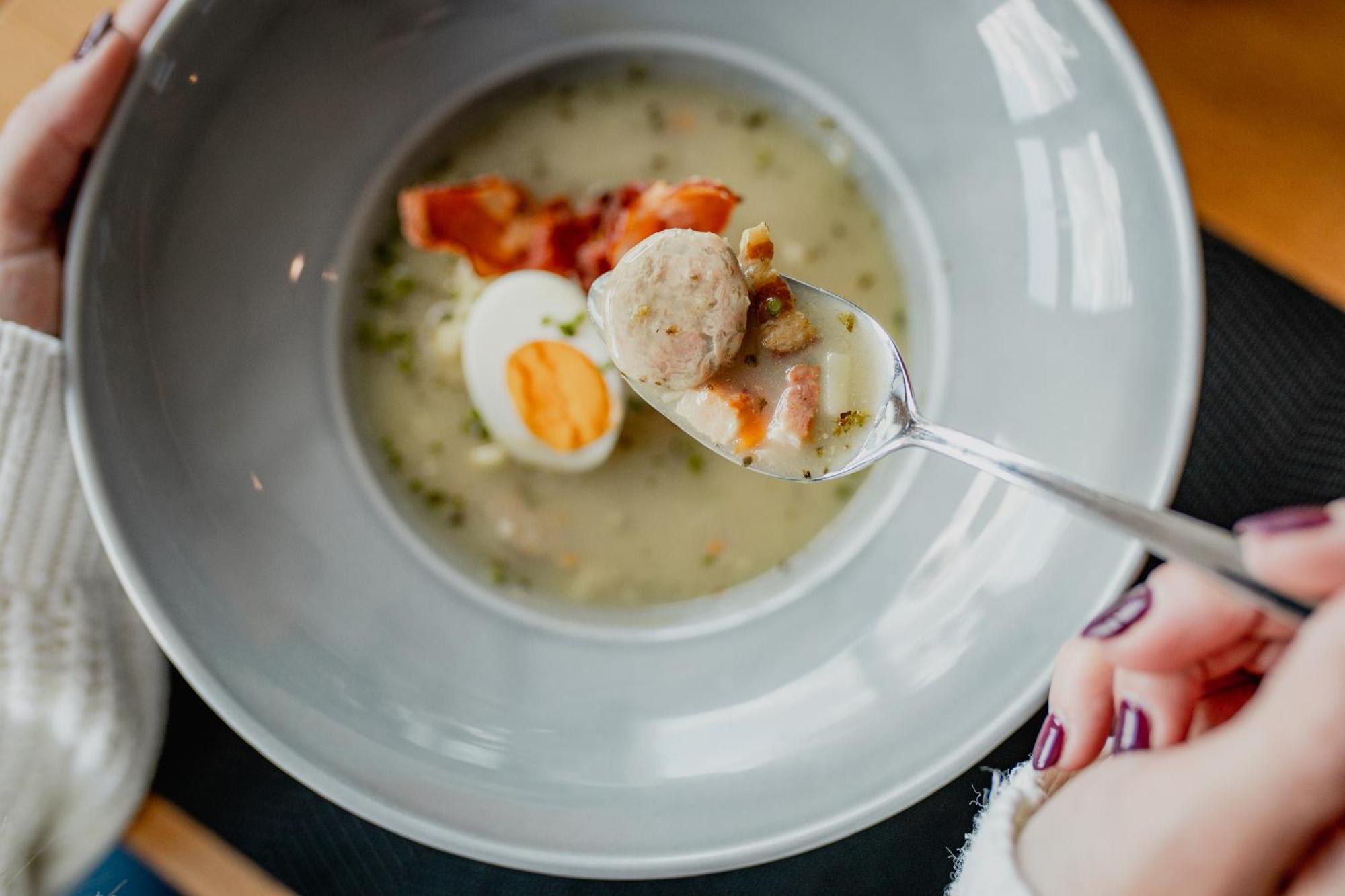 Hotel Marina Club Olsztyn  Exterior foto A bowl of borsch
