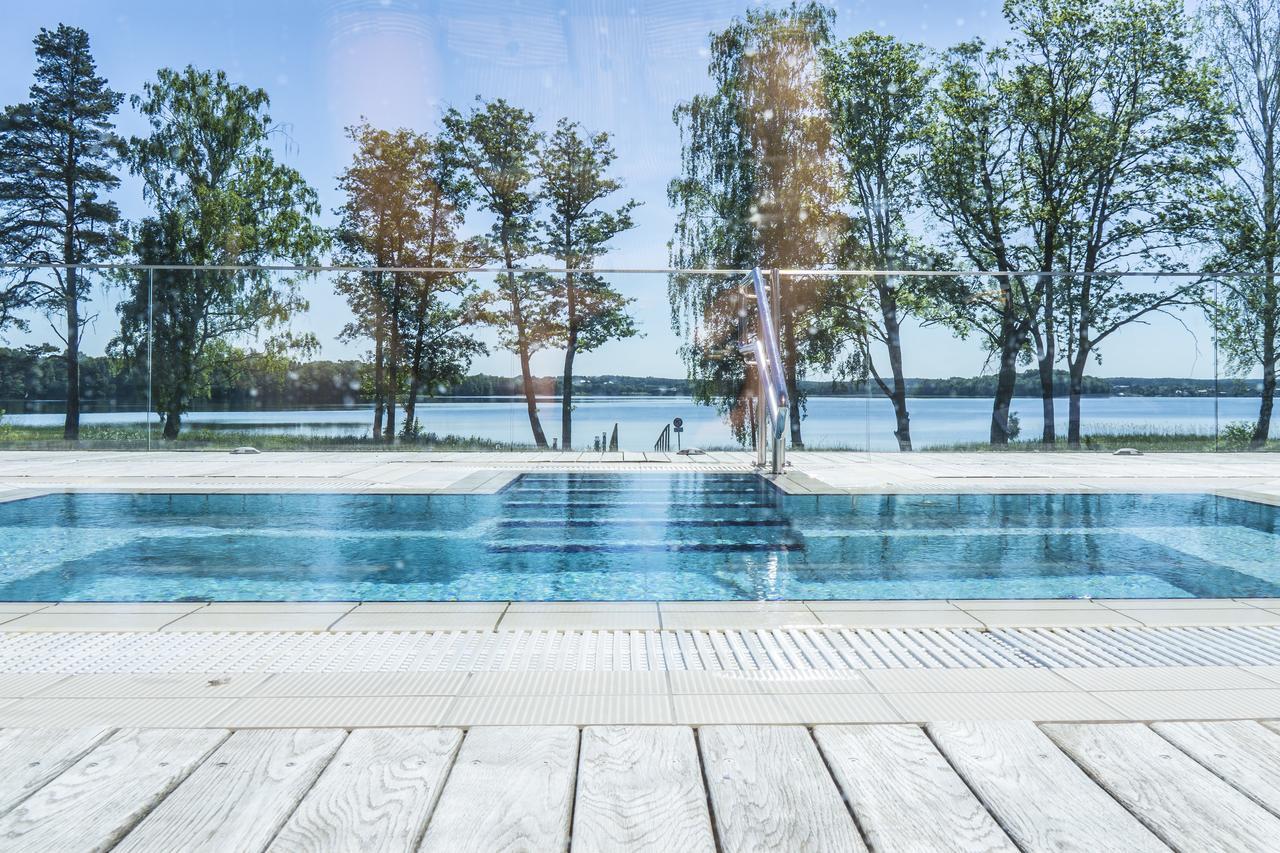Hotel Marina Club Olsztyn  Exterior foto The swimming pool at the 2012 Olympics